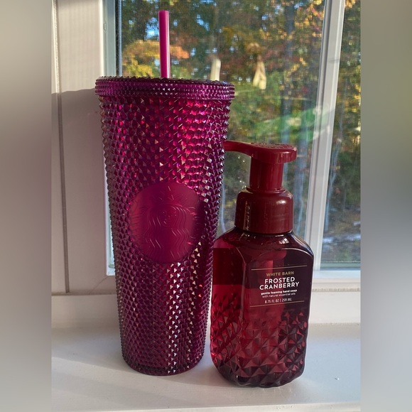 Starbucks BERRY BLING Tumbler with Bath & Body foaming hand soap